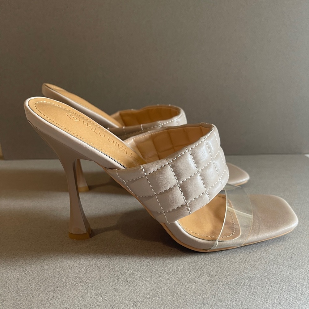 💫 NEW Quilted Vinyl High Heels 💫